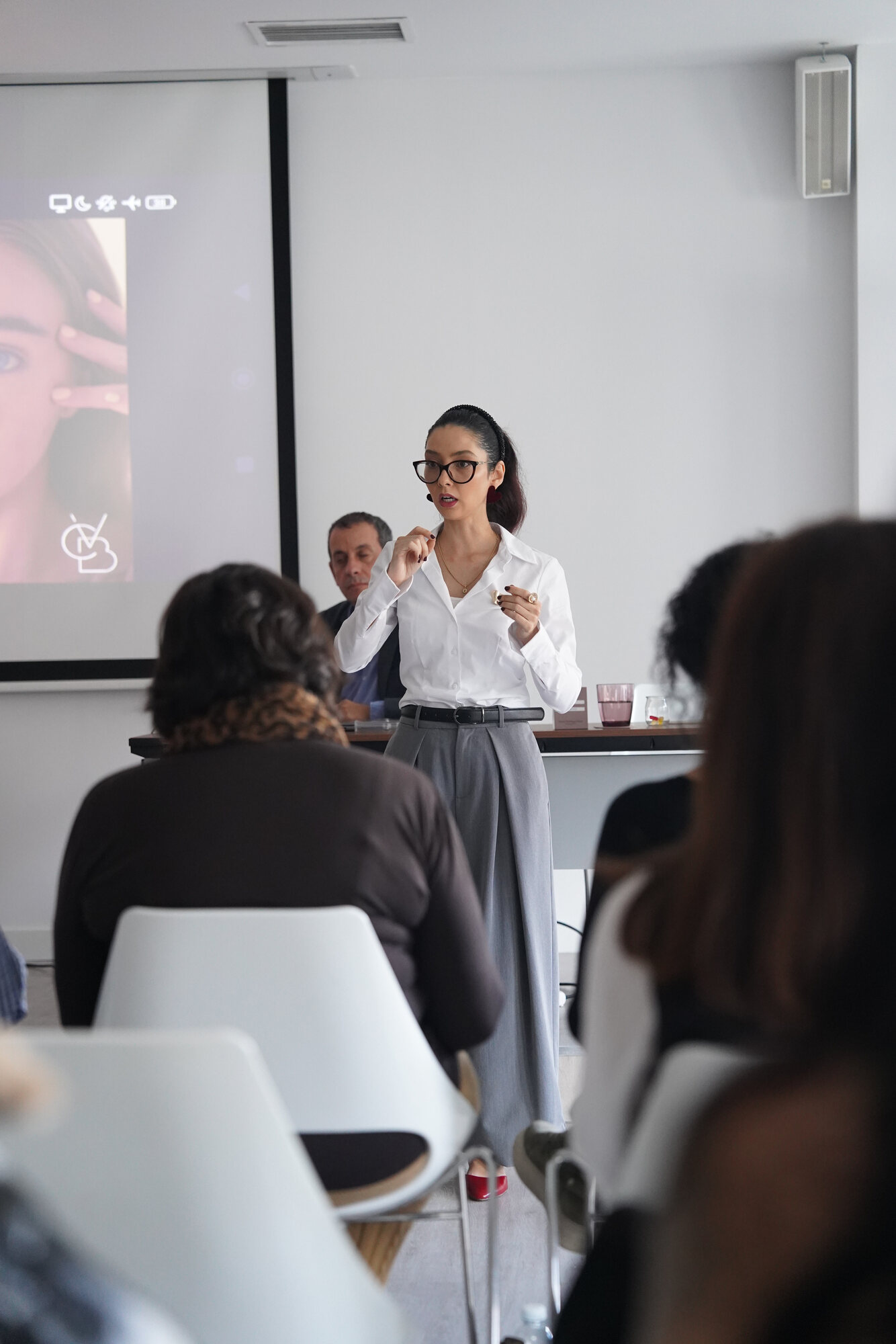 Charla sobre láser CO₂